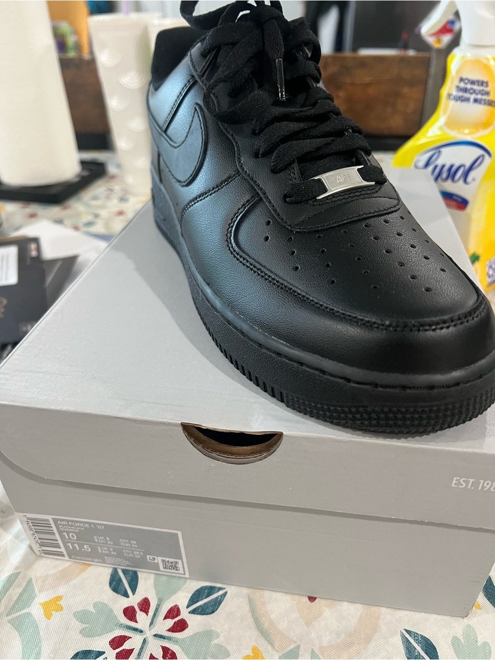 Nike Black Leather Low-Top Sneakers